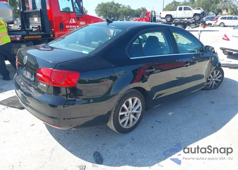 2013 Volkswagen Jetta 2.5L Se z USA, uszkodzony, nr VIN 3VWDP7AJ4DM402066